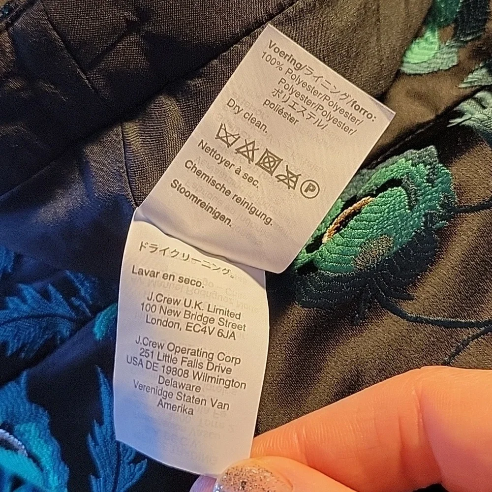 Embroidered Floral Skirt - Picture 6 of 12